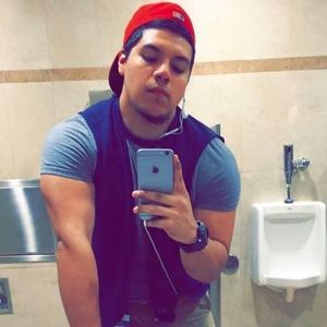 Meet your Posher, Julian